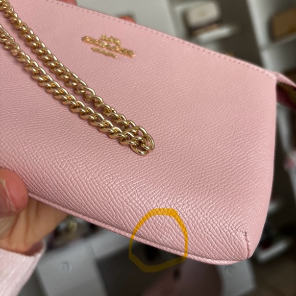 Coach Pink Wristlet - Picture 12 of 13